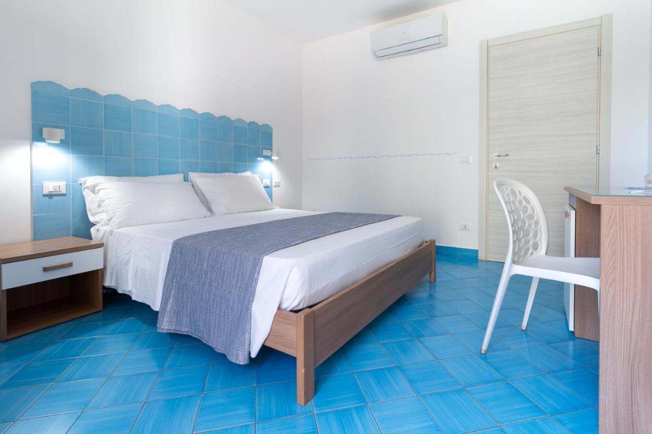 B&B Sperlonga Buitenkant foto