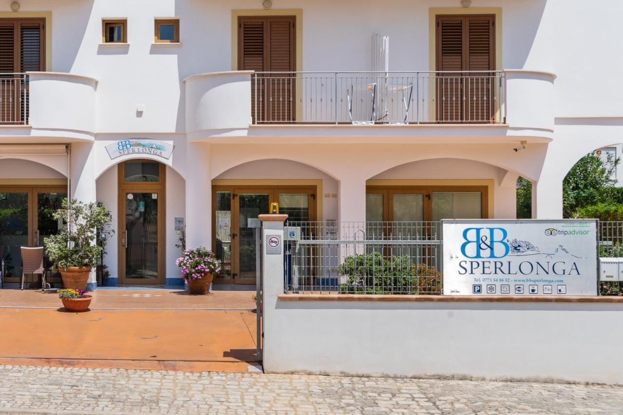 B&B Sperlonga Buitenkant foto
